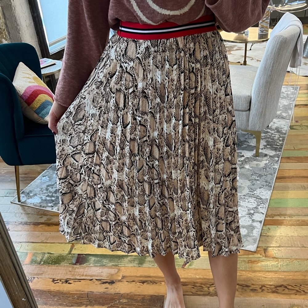 Animal print midi skirt